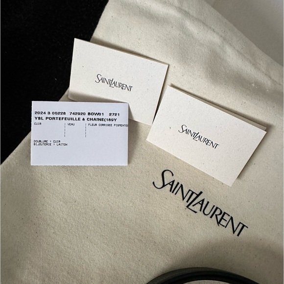 Yves Saint Laurent belt - Picture 8 of 10